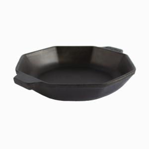 Żeliwna patelnia do serwowania ośmiokątna 8 x 180 x 25